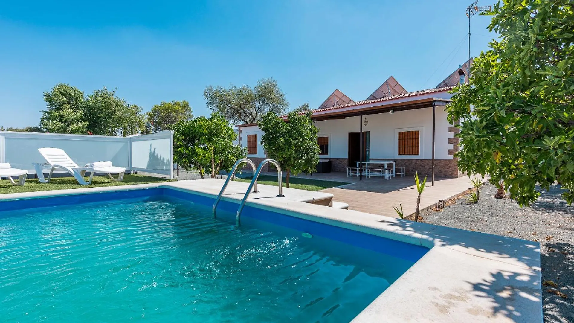 Feriehus Casa Rural Adalid La Puebla de Cazalla Spanien