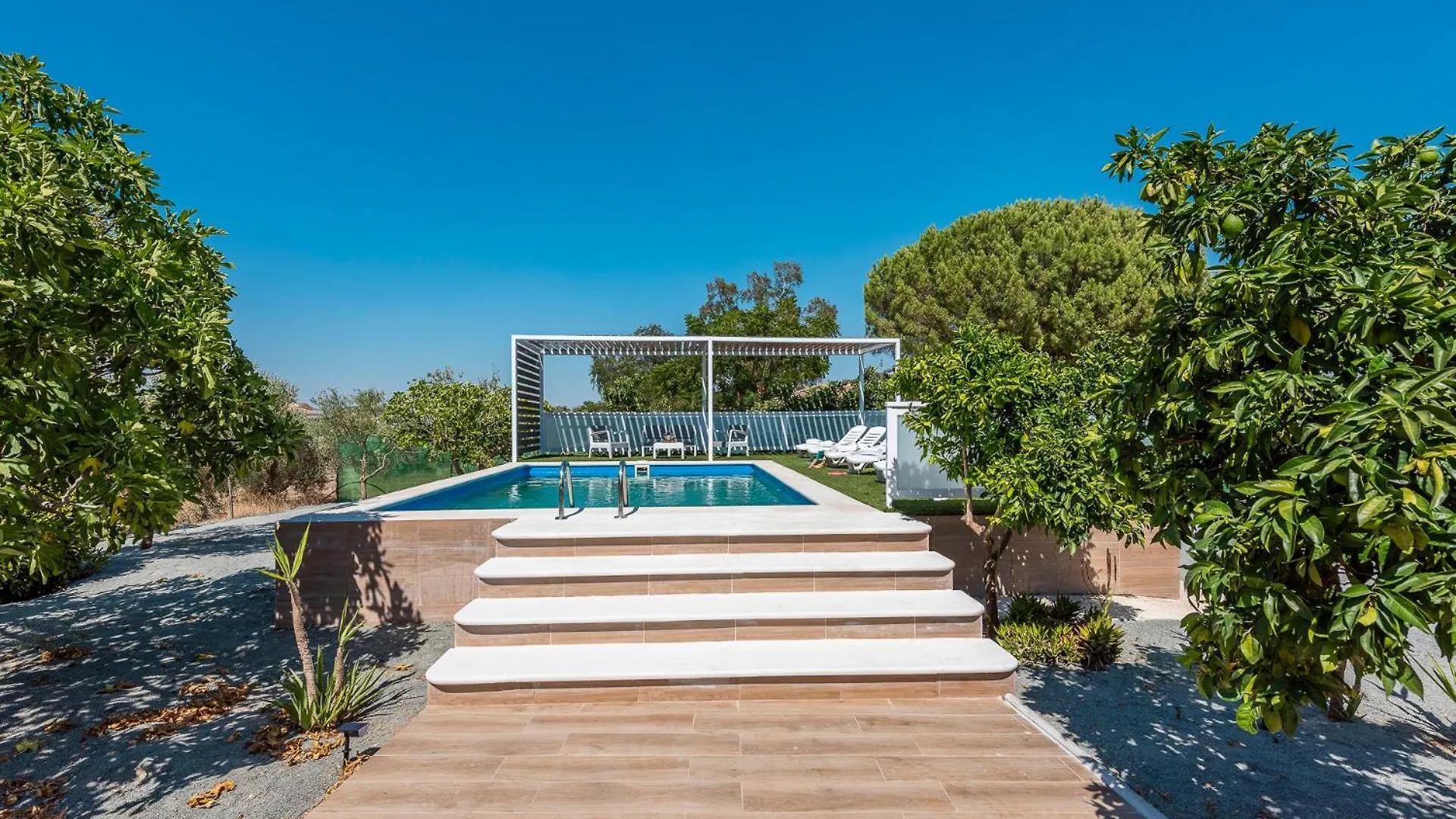 Casa Rural Adalid La Puebla de Cazalla 0*,